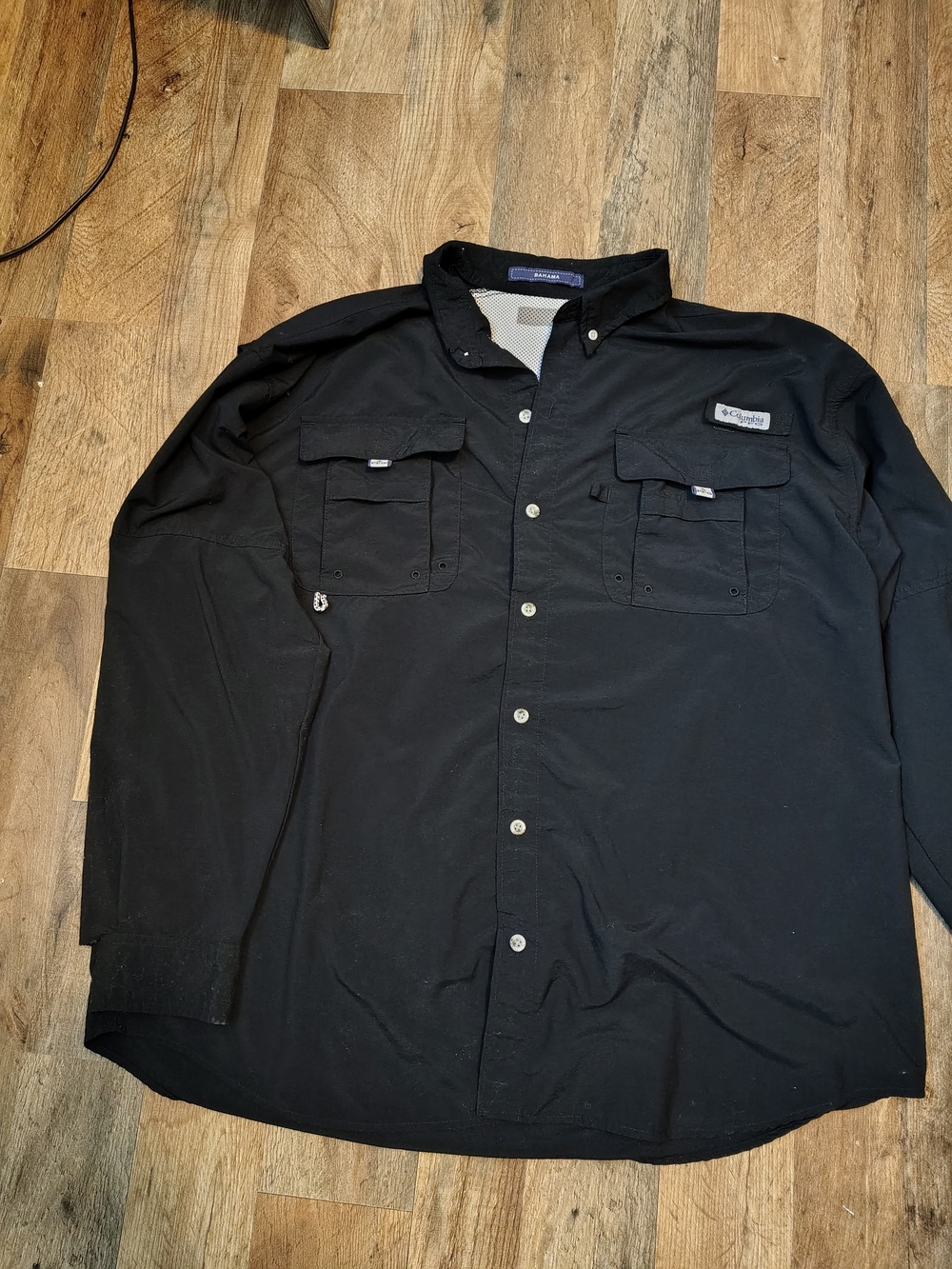 Columbia Black Long-Sleeve Button-Front Outdoor Shirt